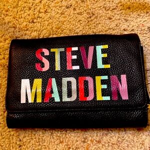 Steve Madden wallet